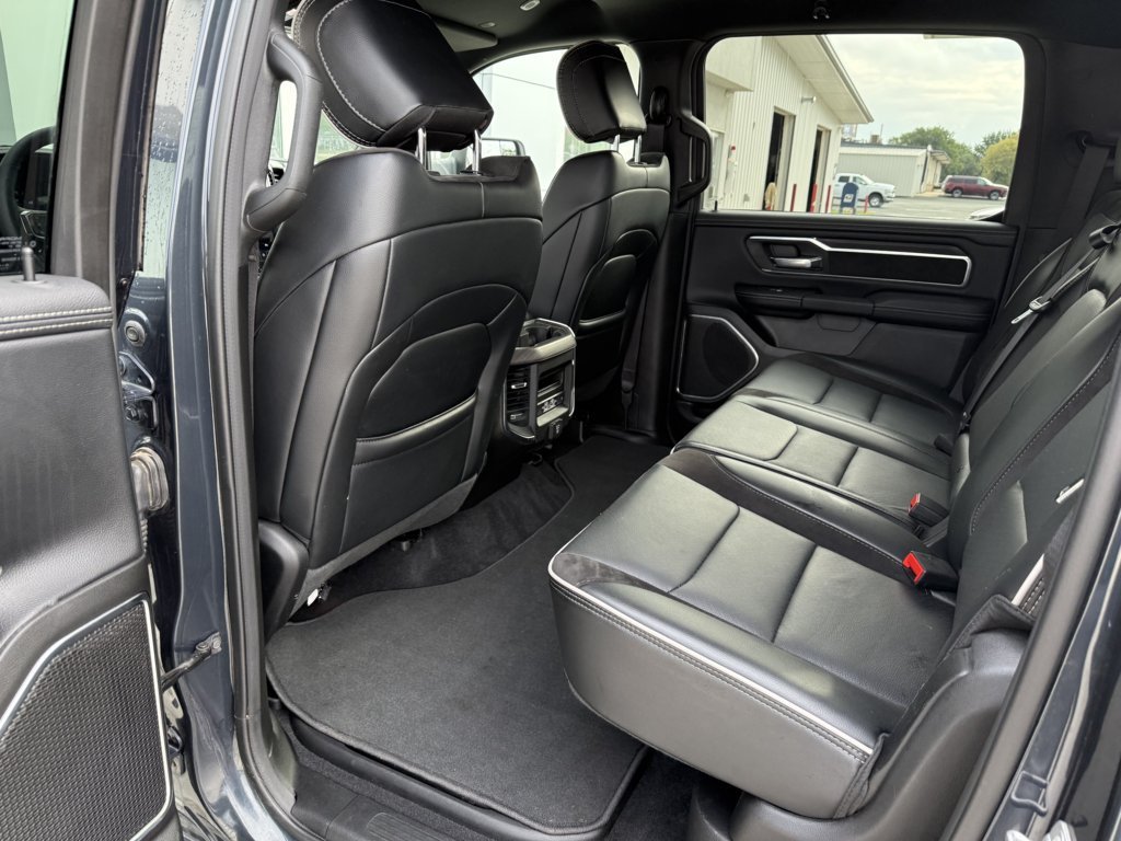 Used 2026 RAM 1500 Laramie AWD/4WD image 13