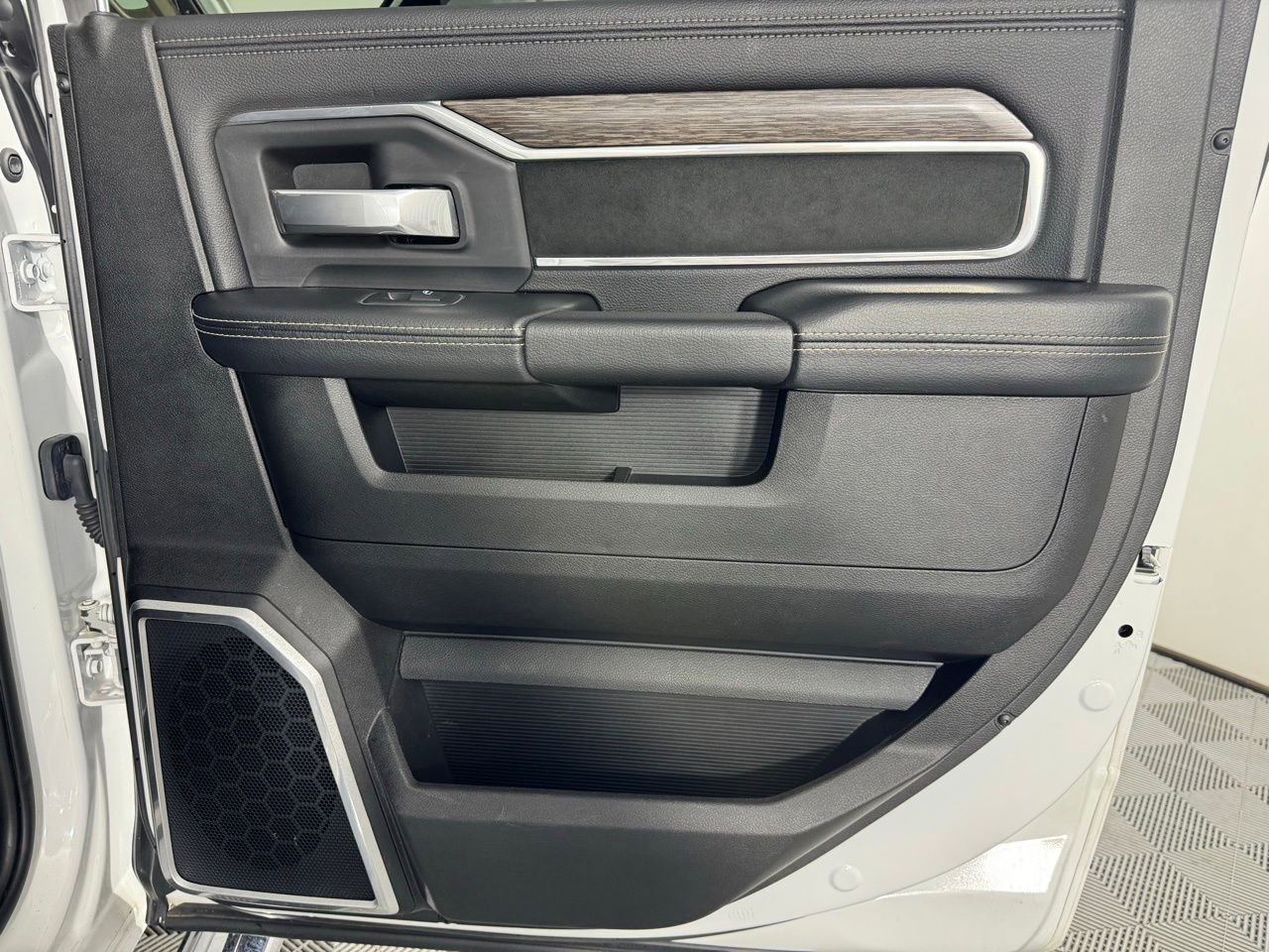 Used 2021 RAM 2500 Laramie image 27