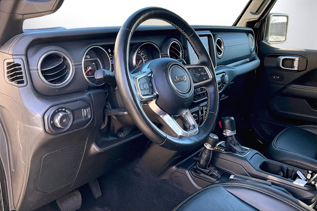 Certified 2023 Jeep Wrangler Sahara w/ Cold Weather Group image 19