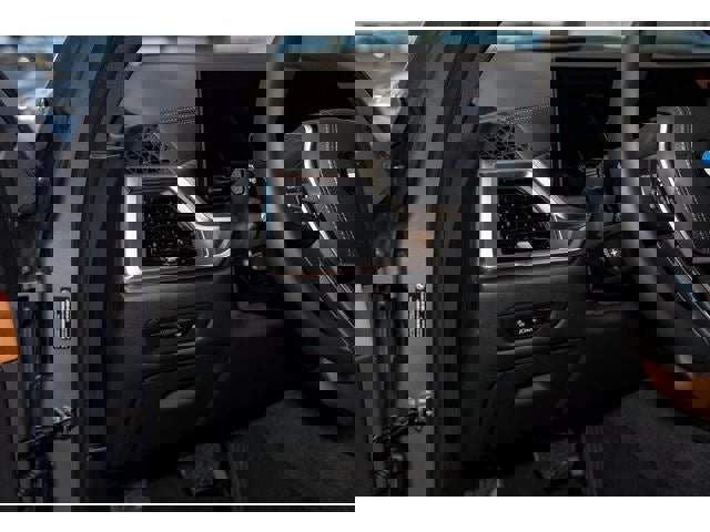 New 2026 BMW X5 xDrive40i w/ Climate Comfort Package image 55