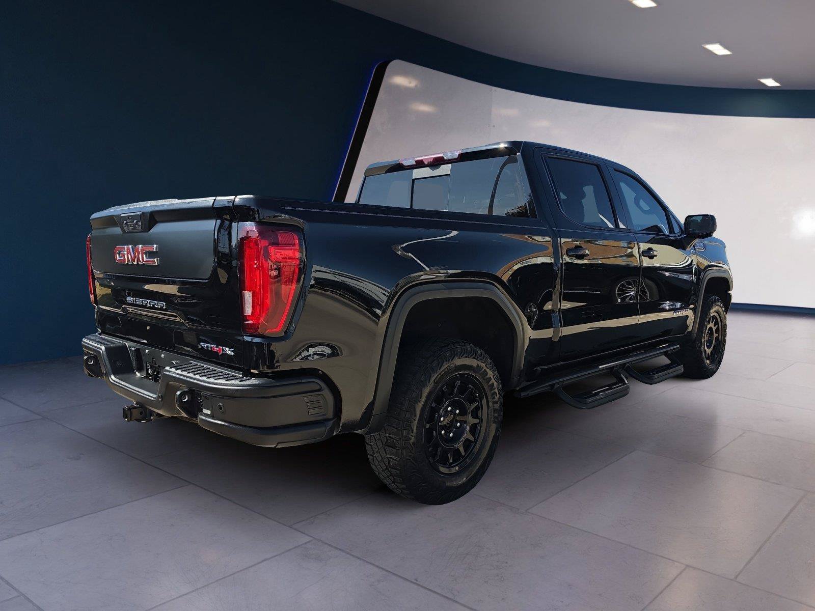 Used 2024 GMC Sierra 1500 AT4X w/ AT4X AEV Edition AWD/4WD image 5