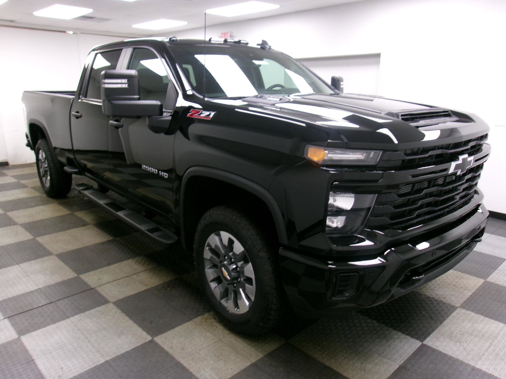 New 2026 Chevrolet Silverado 2500 Custom w/ Custom Value Package AWD/4WD image 14