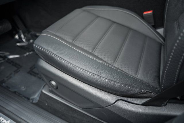 New 2026 Mercedes-Benz GLE 450 4MATIC Coupe image 34