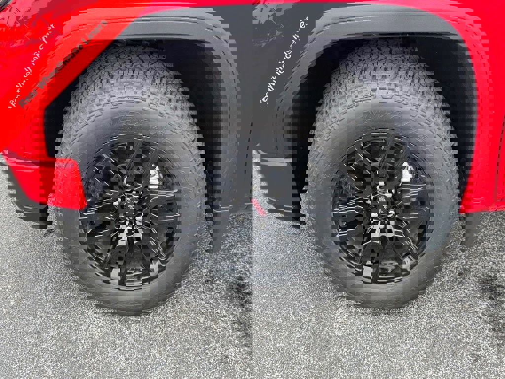 Used 2024 GMC Sierra 1500 Elevation image 13