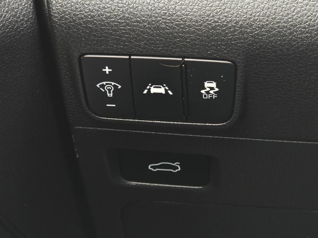 Used 2023 Kia K5 GT-Line w/ GT-Line Premium Package FWD image 16