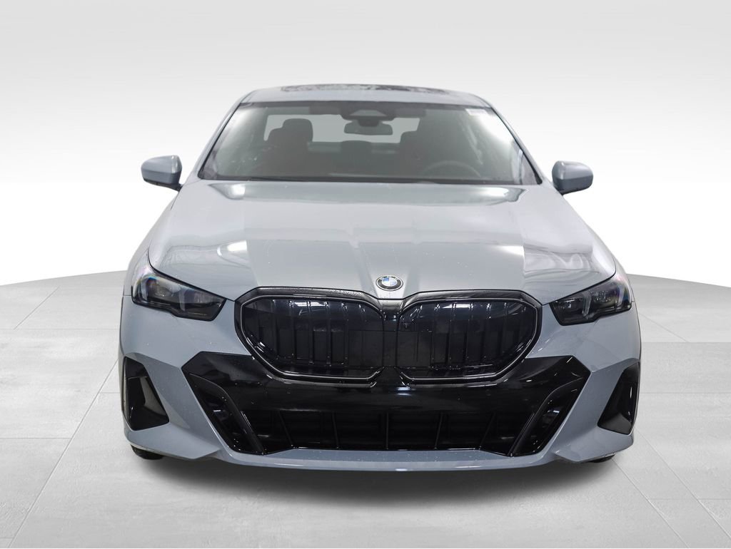 New 2026 BMW 530i xDrive w/ M Sport Package image 8