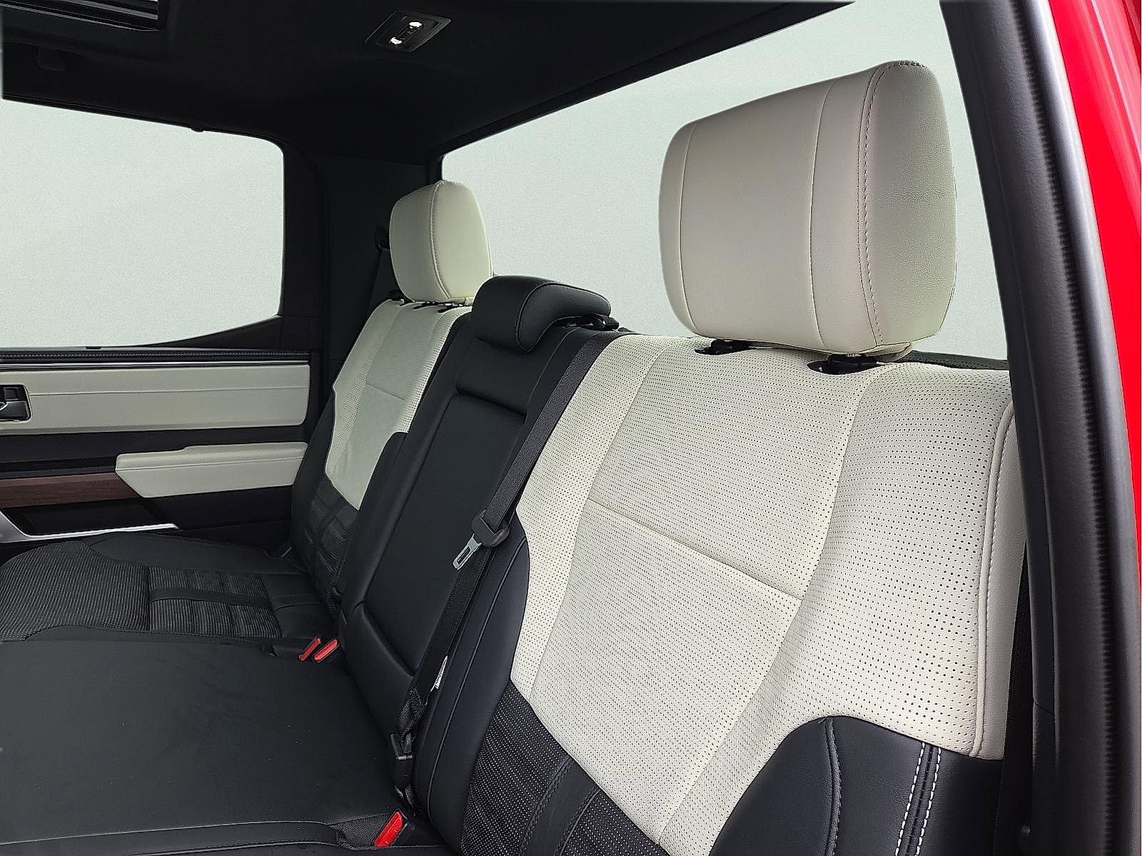 Used 2024 Toyota Tundra Capstone AWD/4WD image 10