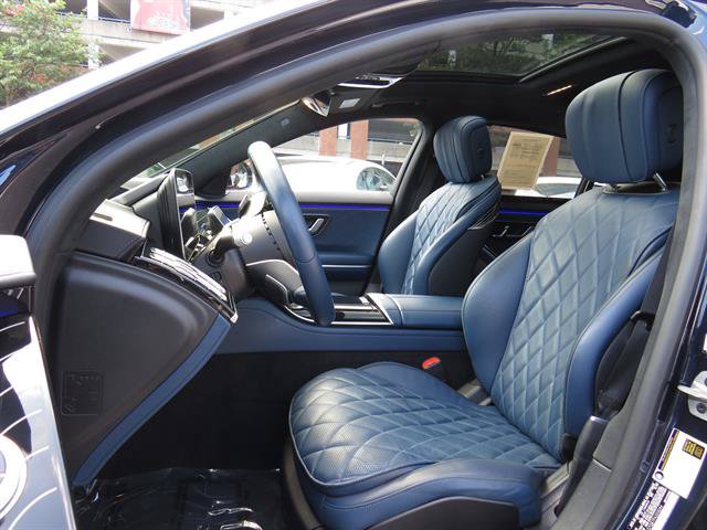 Used 2023 Mercedes-Benz S 580 4MATIC Sedan w/ AMG Line image 18