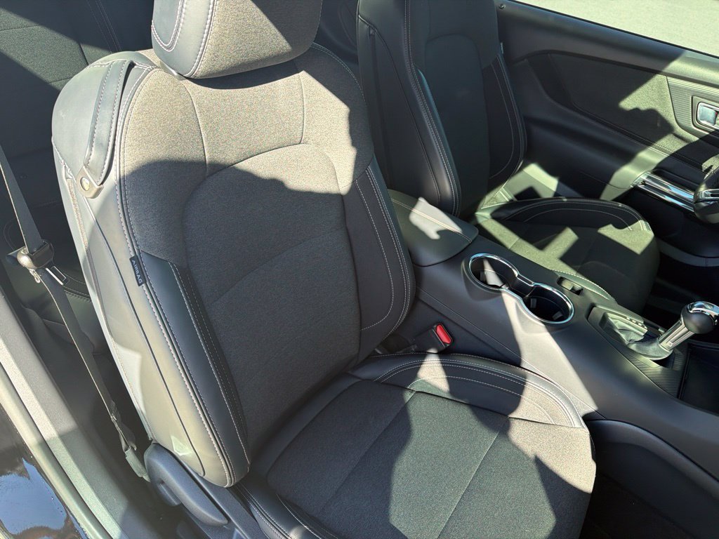 Used 2025 Ford Mustang GT RWD image 12