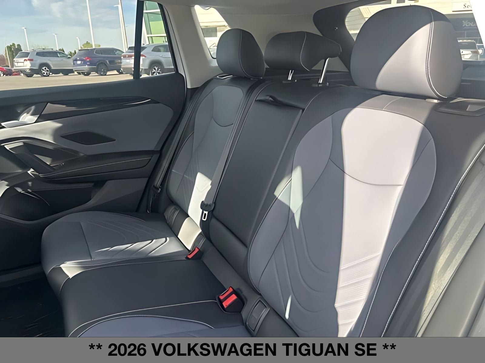 New 2026 Volkswagen Tiguan SE AWD/4WD image 17