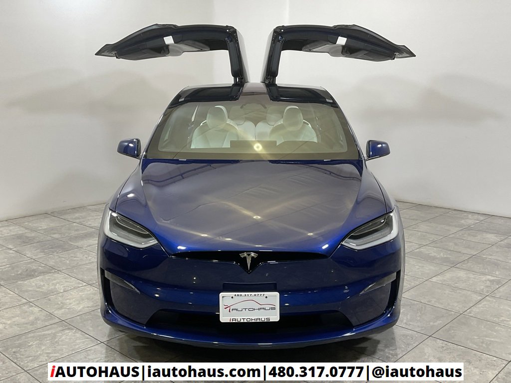 Used 2023 Tesla Model X Plaid image 4