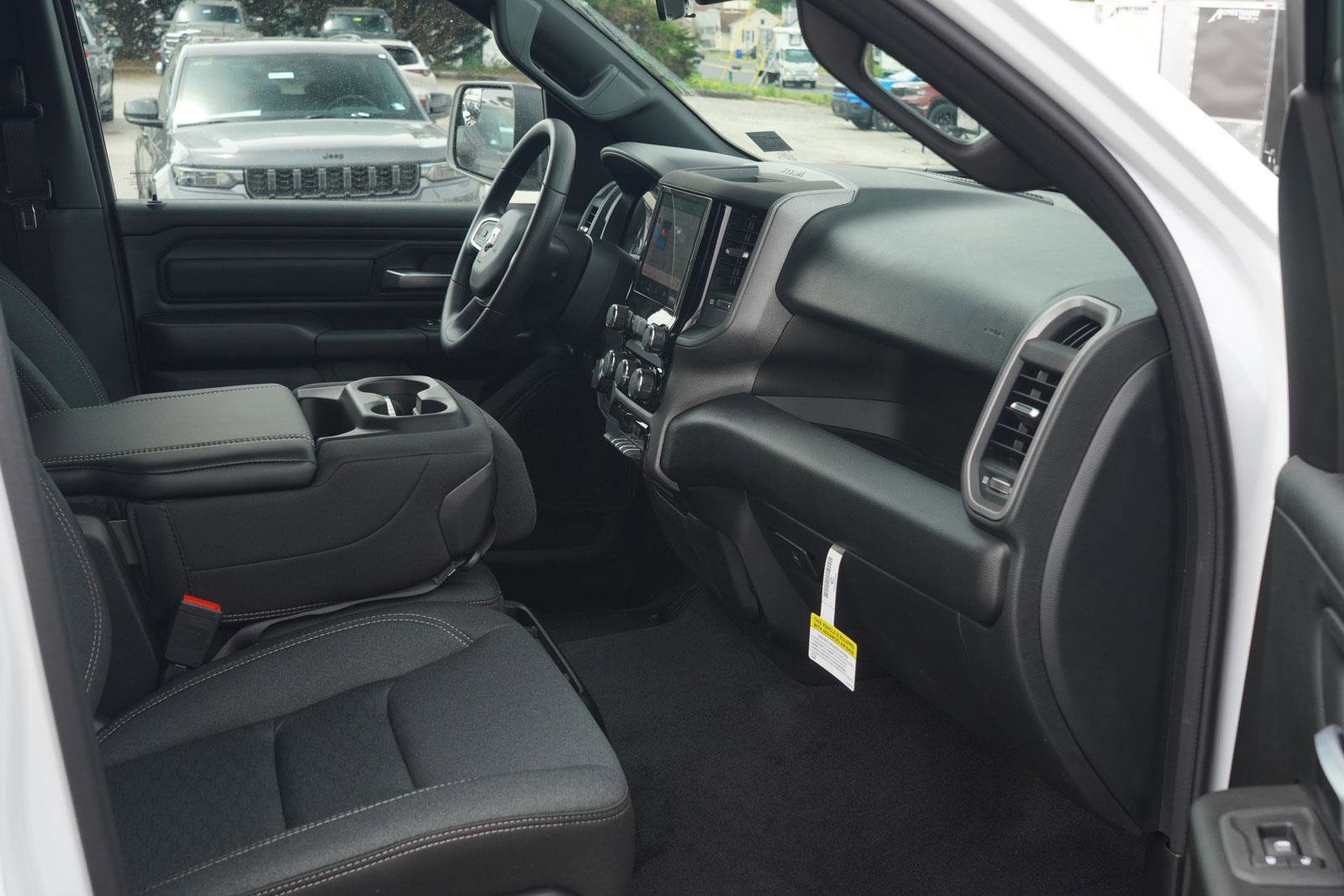 New 2026 RAM 1500 Classic Warlock AWD/4WD image 27