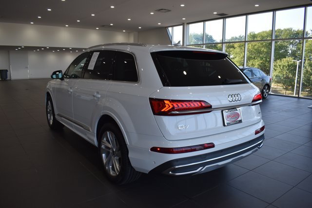 Used 2023 Audi Q7 3.0T Premium Plus AWD/4WD image 5