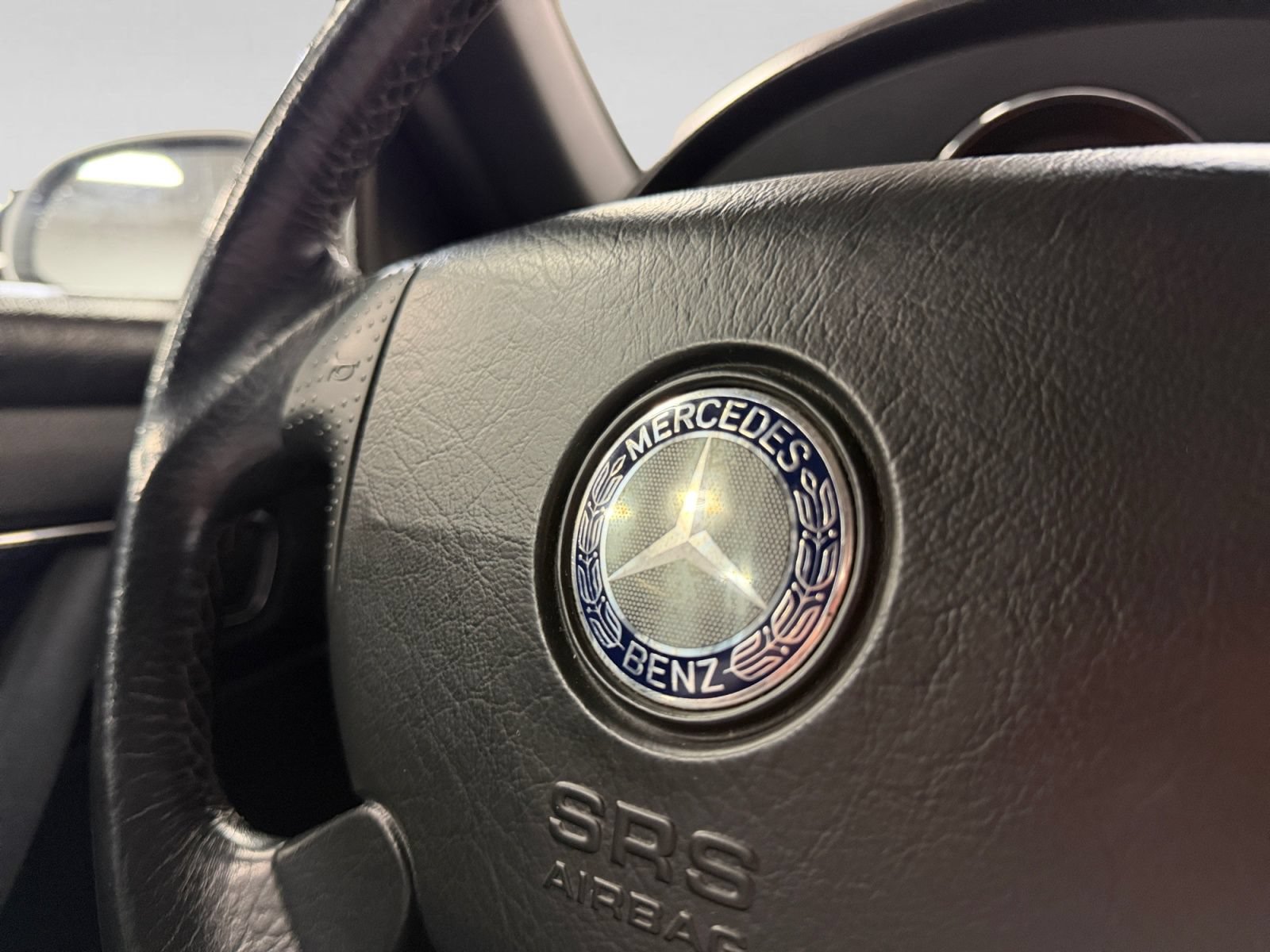 Used 1999 Mercedes-Benz SLK 230 image 35