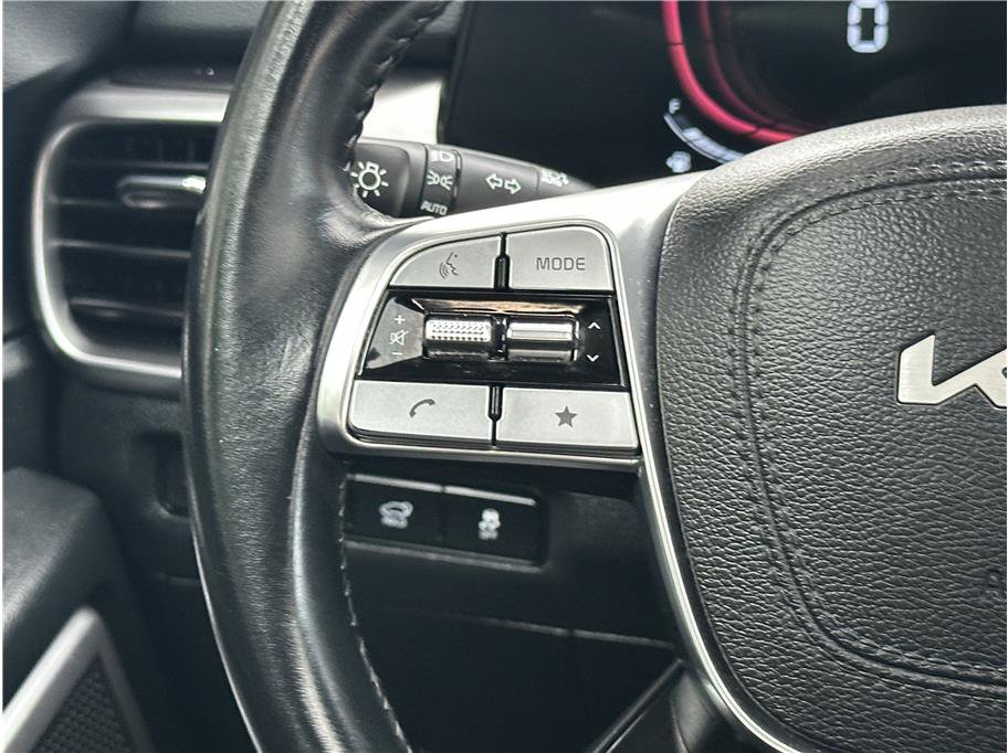 Used 2025 Kia Telluride S AWD/4WD image 21