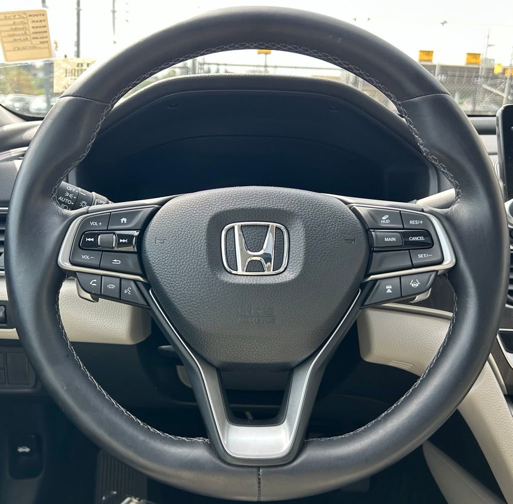 Used 2018 Honda Accord Touring image 20