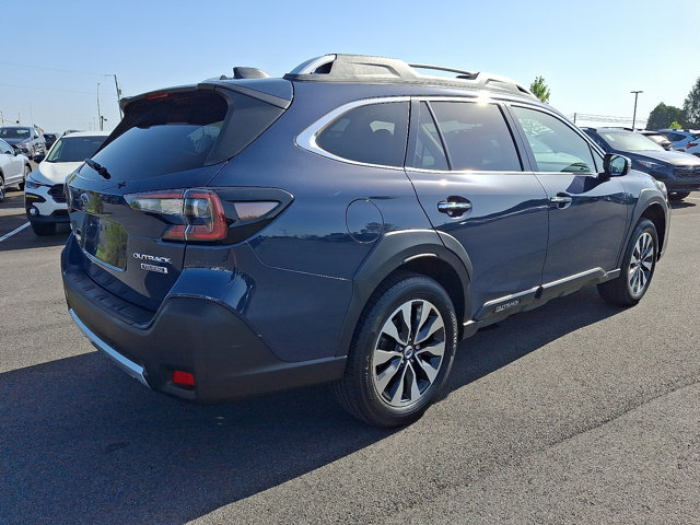 Certified 2023 Subaru Outback Touring AWD/4WD image 8