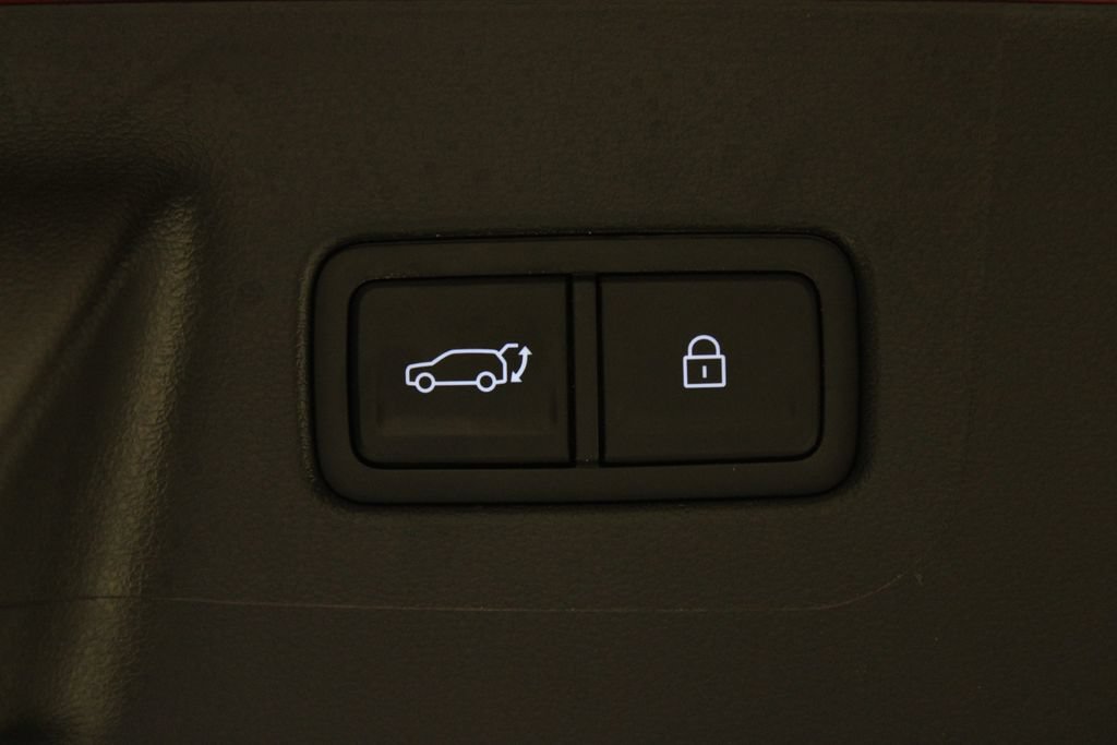 Certified 2026 Hyundai Santa Fe SEL FWD image 18
