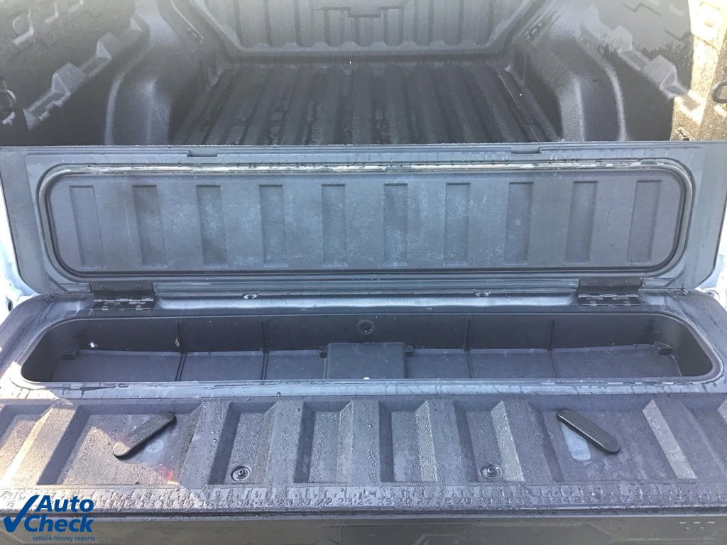 Used 2025 Chevrolet Colorado ZR2 w/ Technology Package image 8