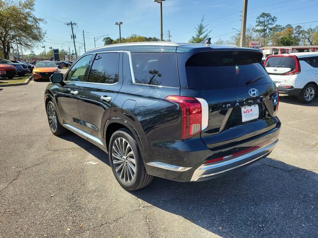 Used 2024 Hyundai Palisade Calligraphy image 3