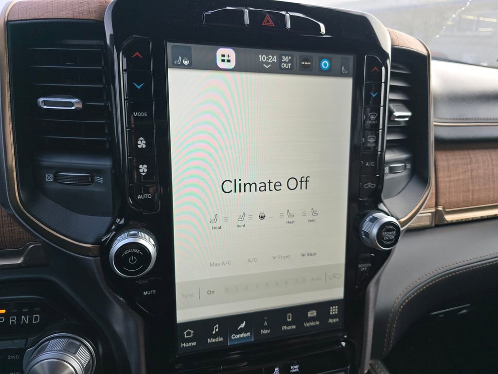 Used 2023 RAM 1500 Limited w/ Body-Colour Bumper Group image 26