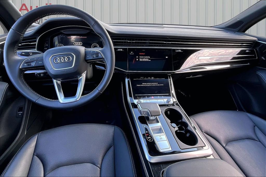 Used 2026 Audi Q7 3.0T Premium Plus w/ Premium Plus Package AWD/4WD image 7