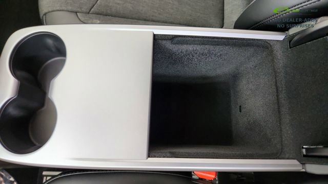Used 2026 Tesla Model Y 2WD image 46