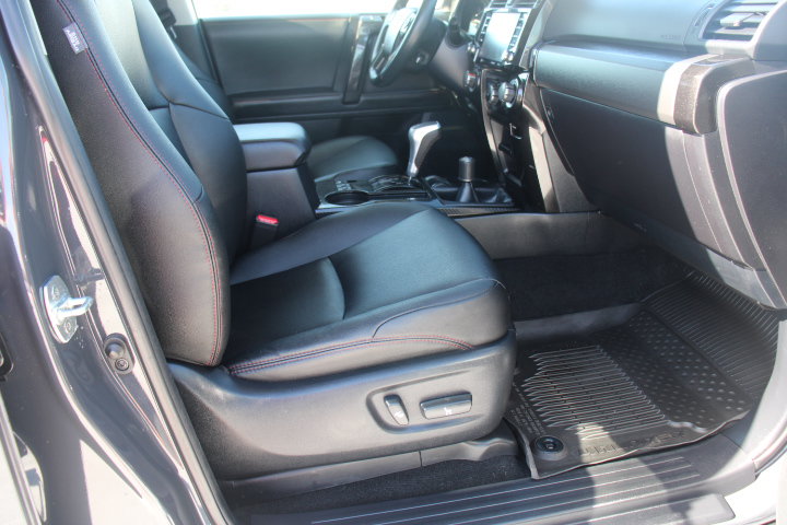 Used 2024 Toyota 4Runner TRD Off-Road Premium w/ Moonroof Package AWD/4WD image 21