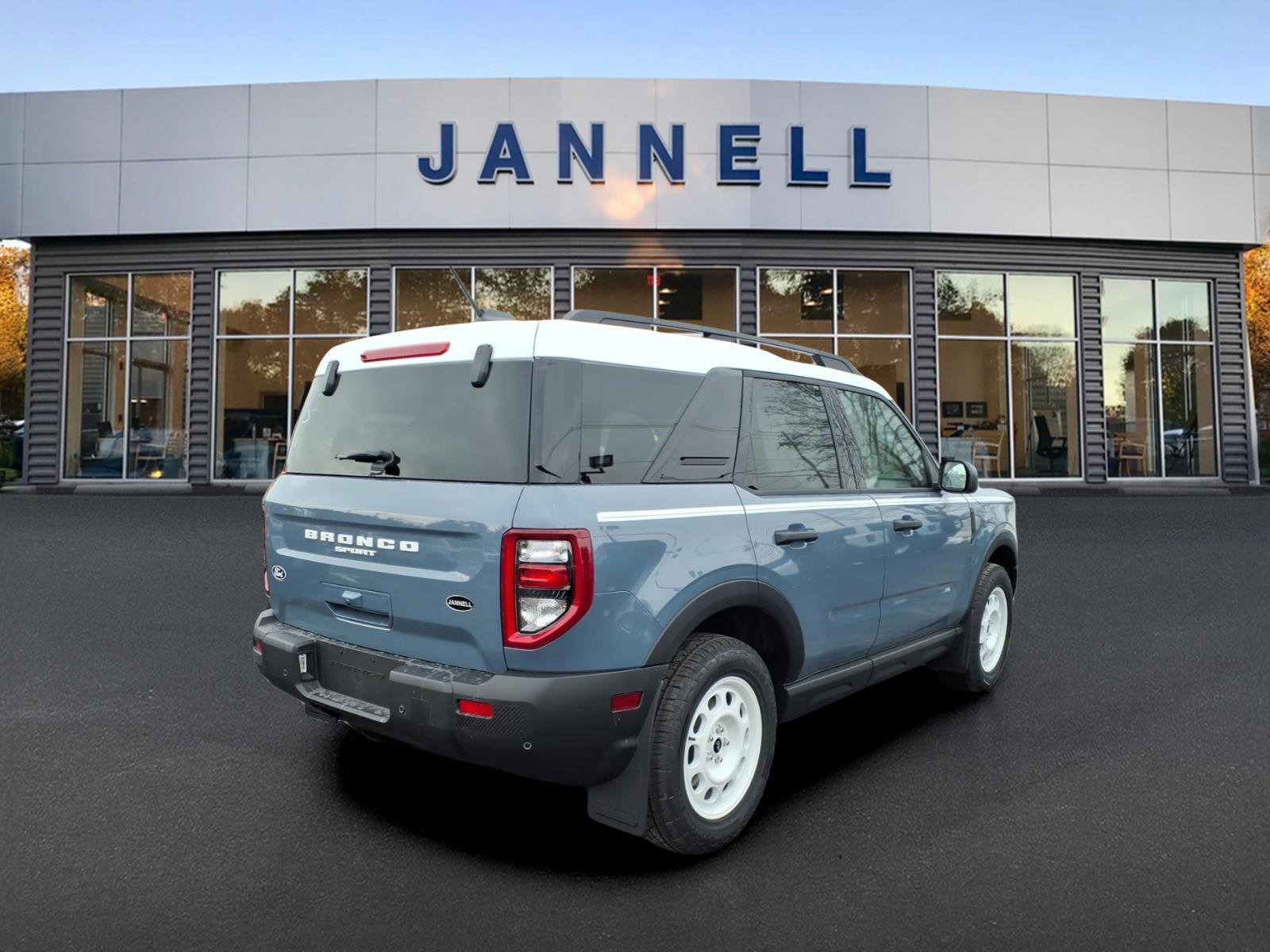 New 2026 Ford Bronco Sport Heritage w/ Convenience Package image 3