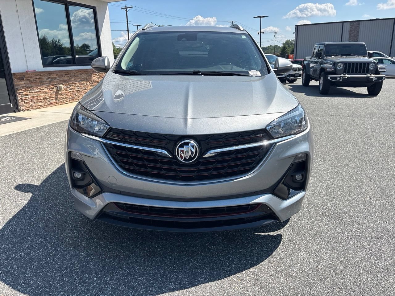 Used 2023 Buick Encore GX Select w/ Sport Touring Package FWD image 10