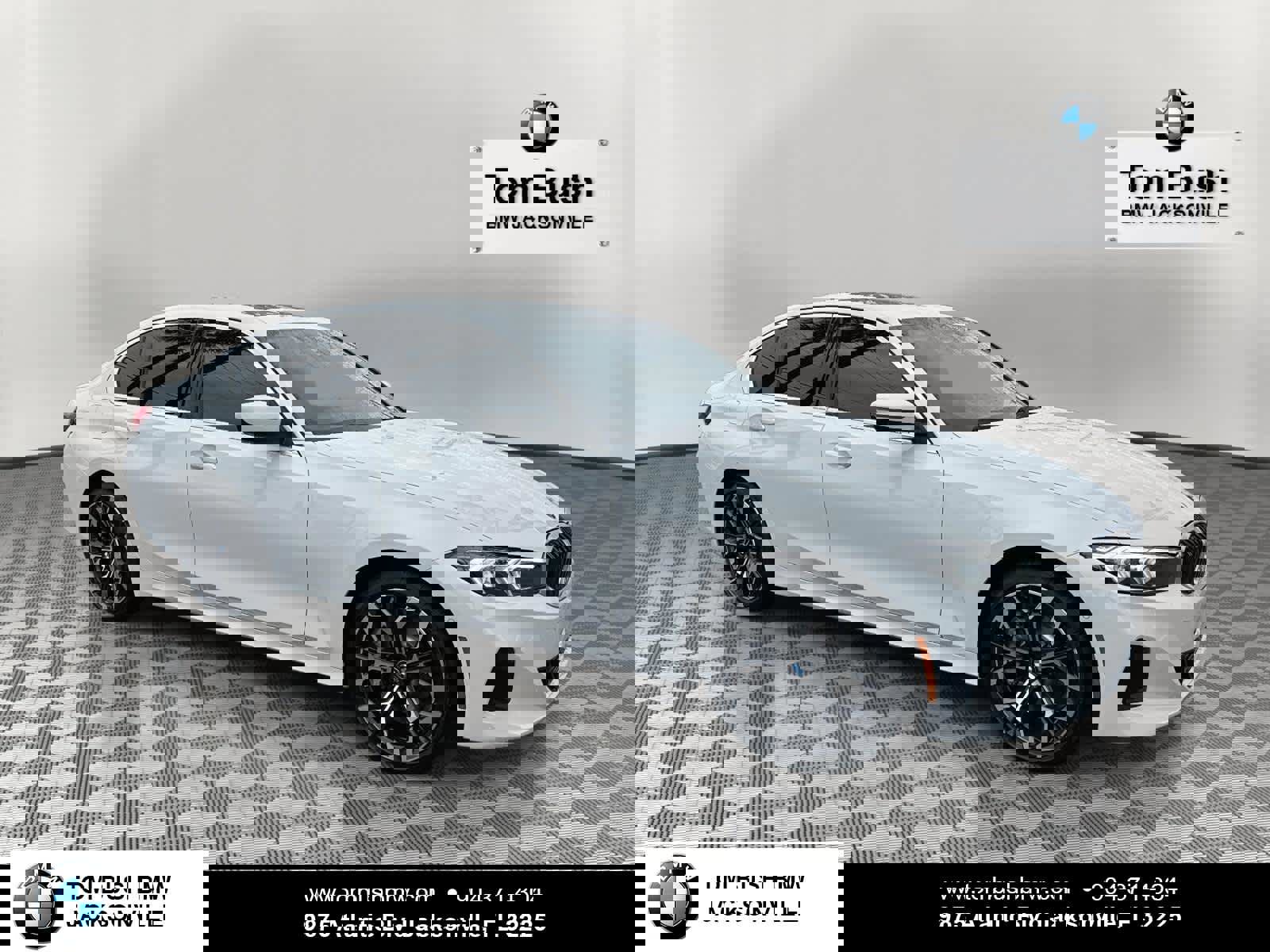 Certified 2025 BMW 330i Sedan w/ Premium Package image 1