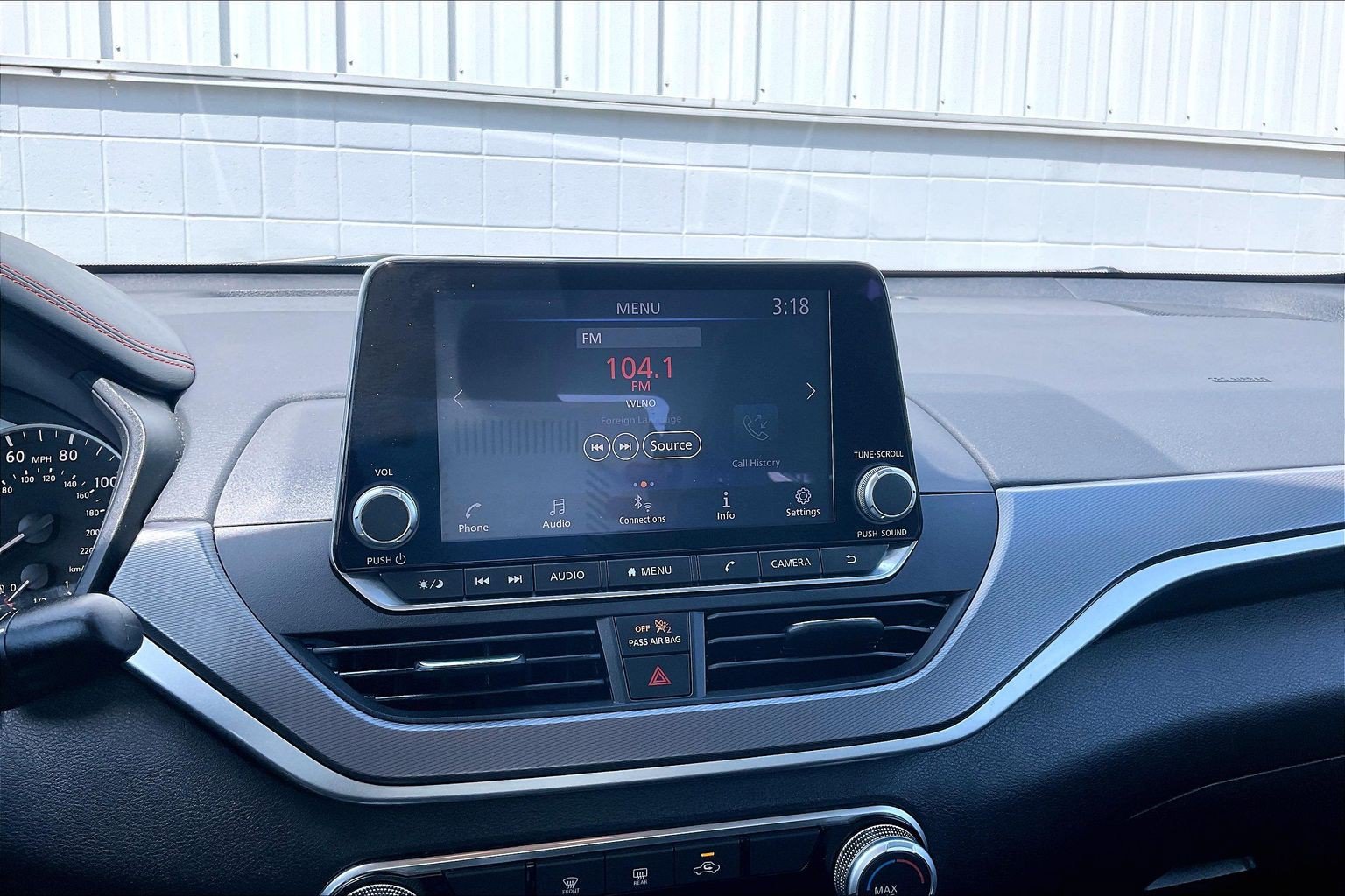 Used 2023 Nissan Altima 2.5 SR FWD image 36