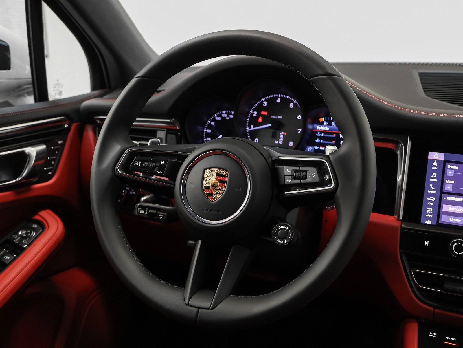 New 2026 Porsche Macan S image 36