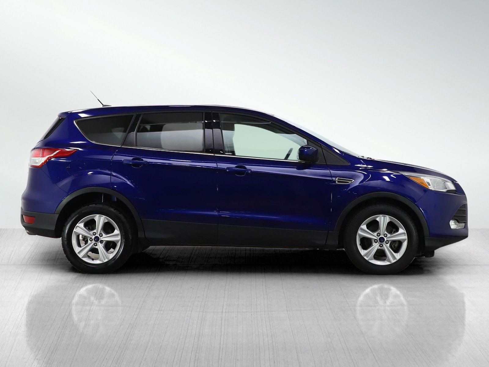 Used 2016 Ford Escape SE w/ SE Leather Comfort Package image 6