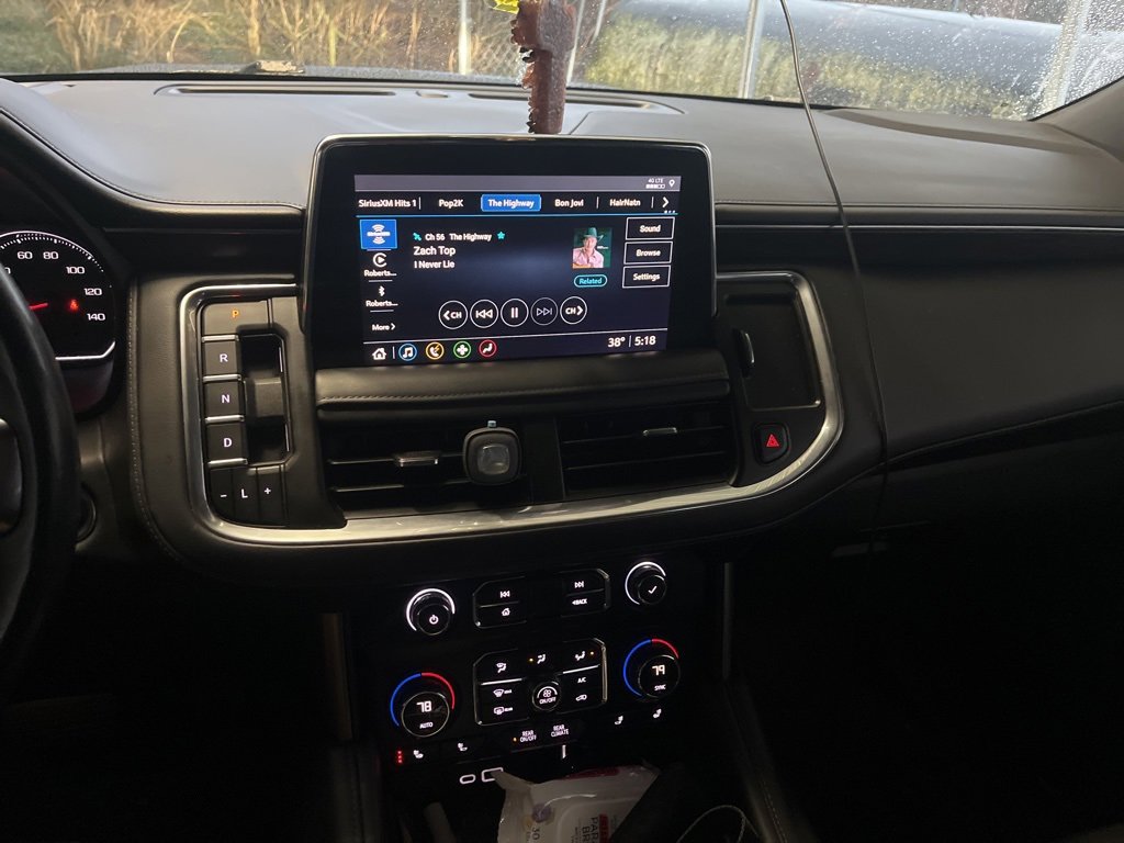 Used 2021 Chevrolet Tahoe Z71 w/ Z71 Signature Package image 9