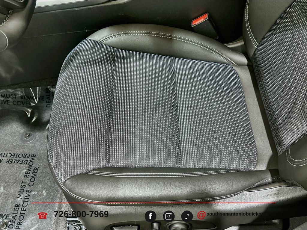 Certified 2026 Buick Envista Sport Touring w/ Convenience I Package FWD image 20