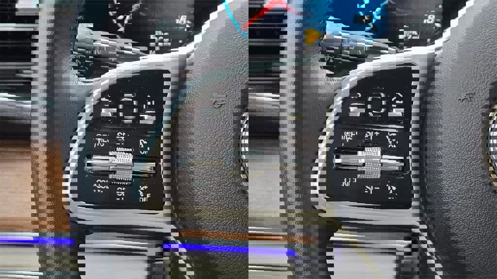 Used 2022 Mercedes-Benz GLE 350 4MATIC image 10