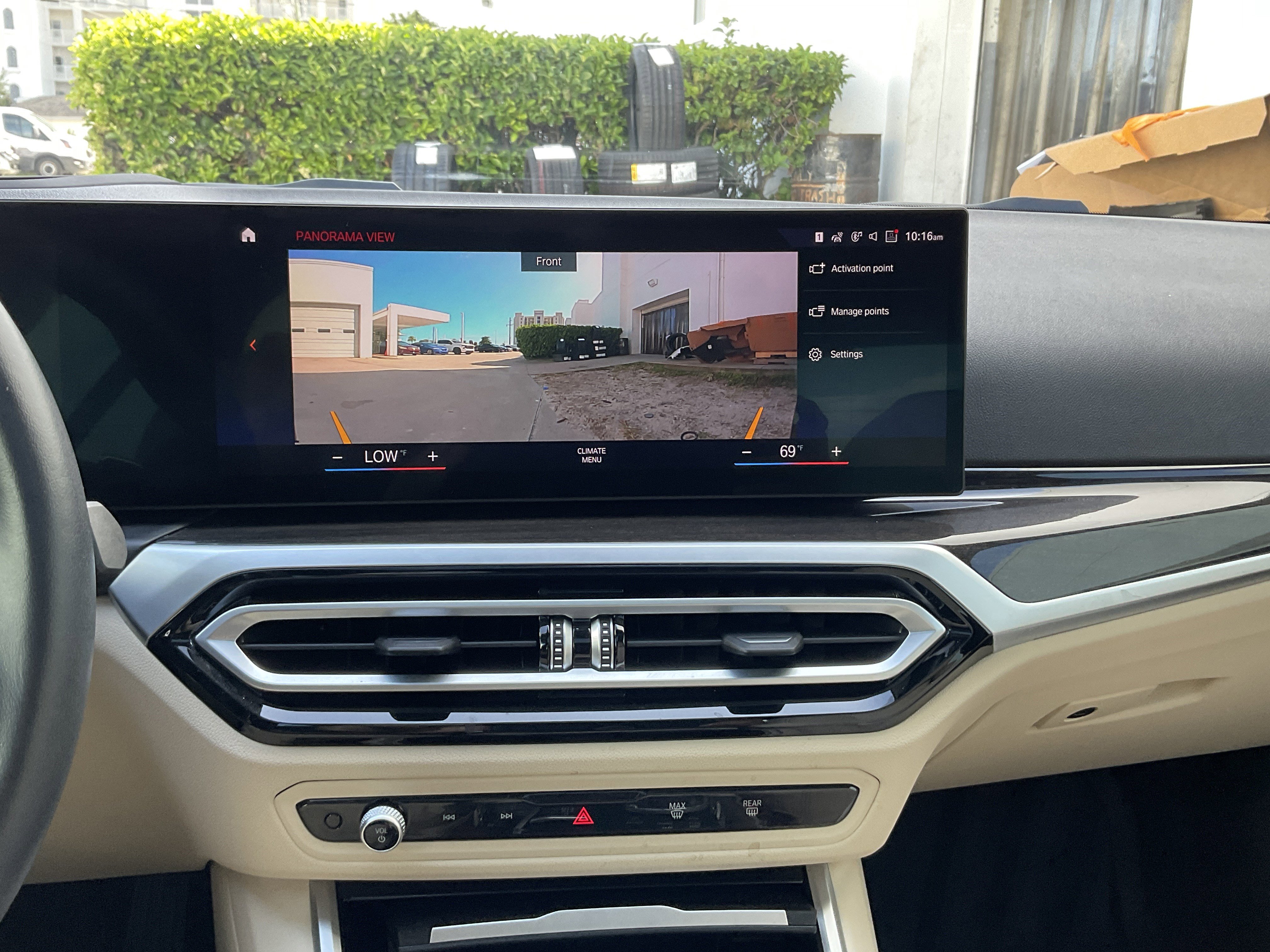 Certified 2023 BMW 330i Sedan w/ Premium Package image 17