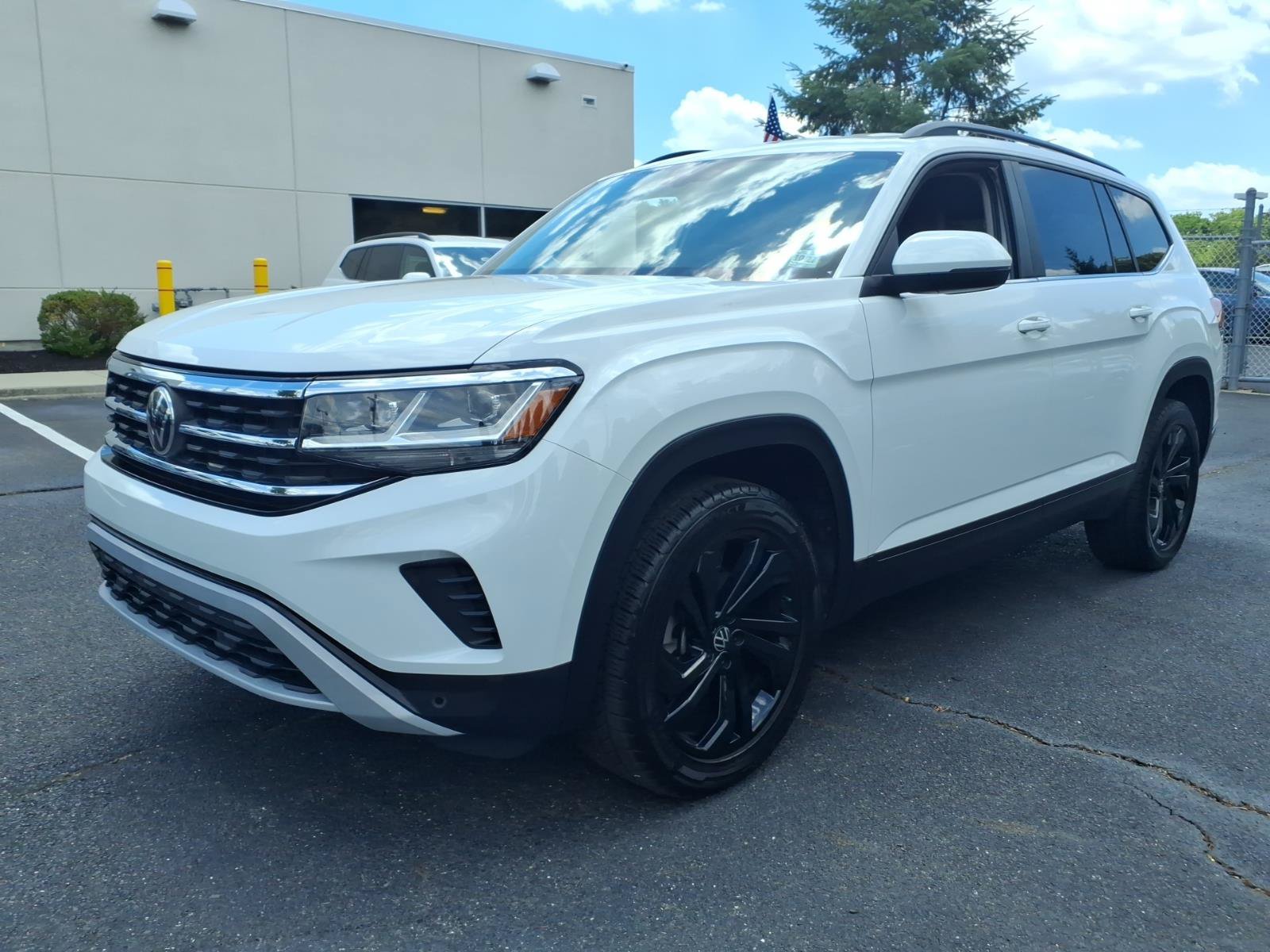 Certified 2022 Volkswagen Atlas SE FWD image 5