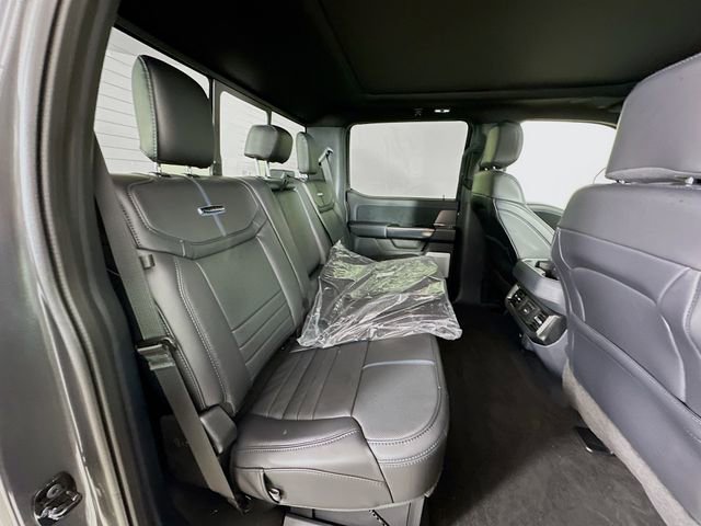 New 2026 Ford F450 Platinum w/ FX4 Off-Road Package image 29
