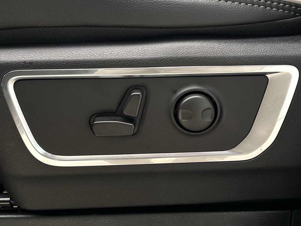 New 2026 RAM 1500 Laramie AWD/4WD image 26