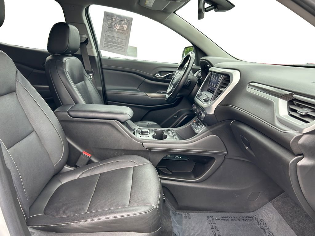 Used 2020 GMC Acadia SLT FWD image 17