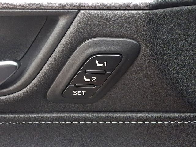 Used 2024 Toyota Venza Nightshade image 28