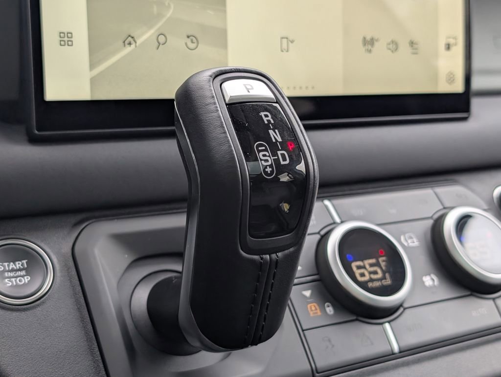 Used 2024 Land Rover Defender 130 S image 19