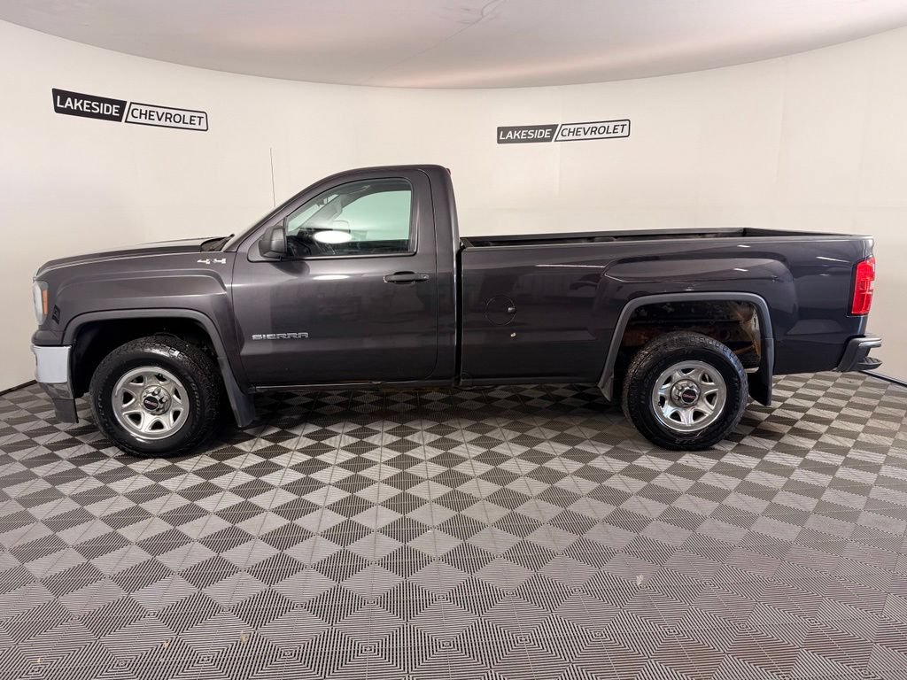 Used 2016 GMC Sierra 1500 4x4 Regular Cab w/ Sierra Convenience Package image 4