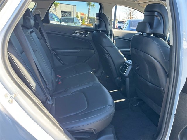 Used 2023 Kia Sportage EX image 18
