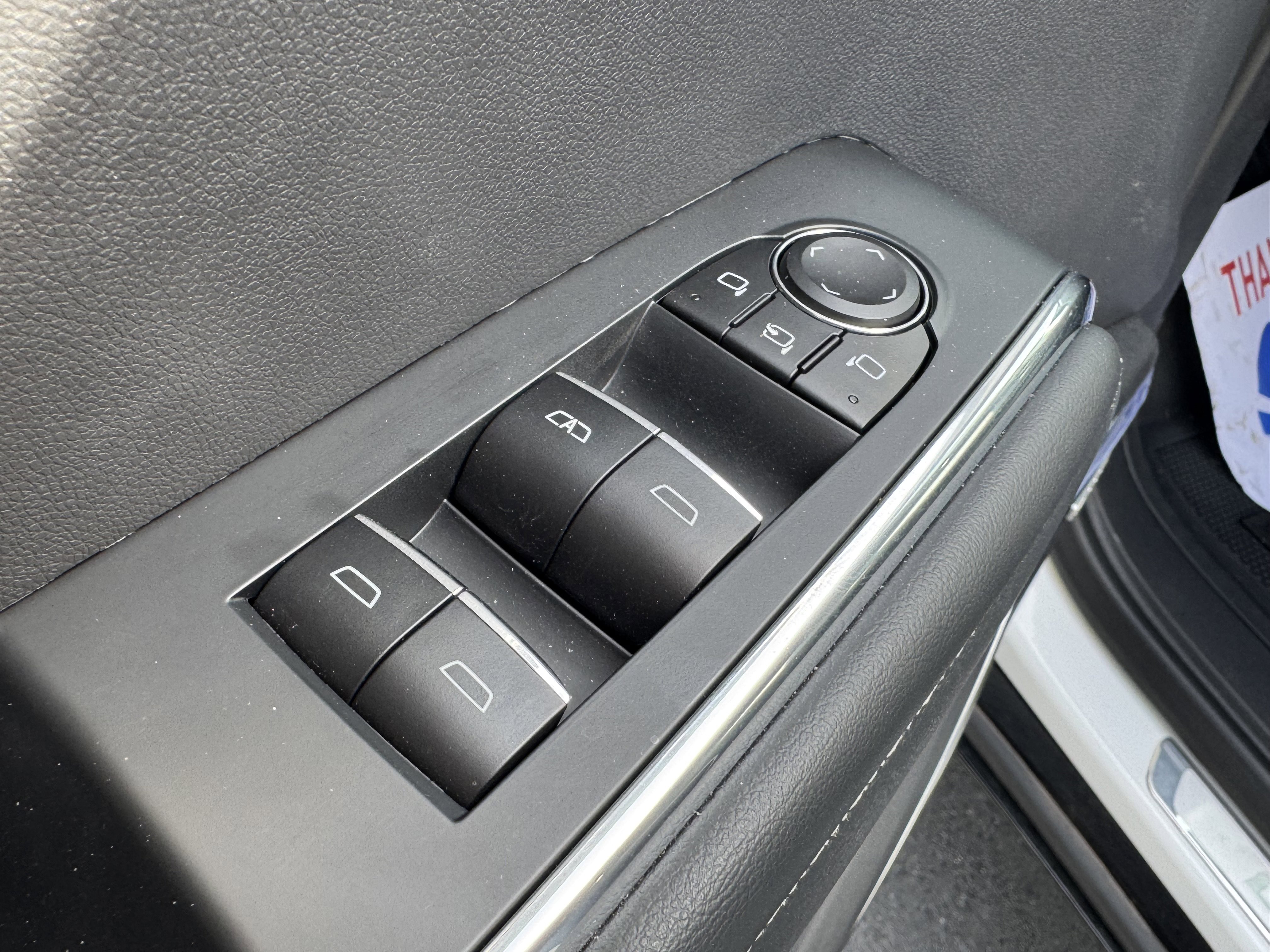 Used 2025 GMC Acadia Denali image 15