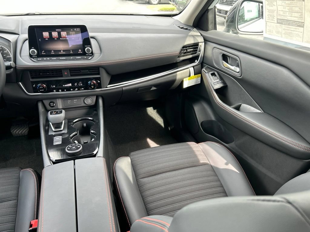 New 2026 Nissan Rogue SV AWD/4WD image 12
