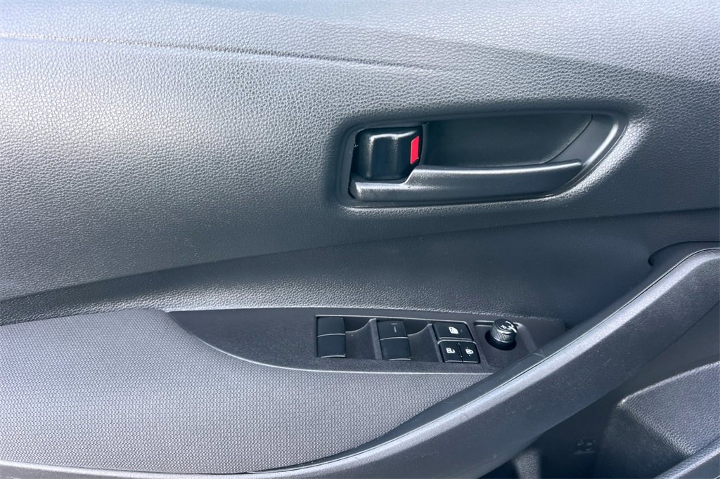 Certified 2025 Toyota Corolla LE image 13