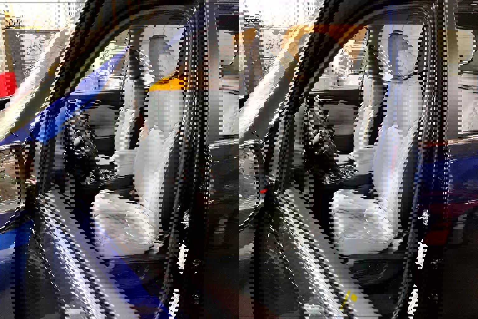 Used 2025 Honda Pilot EX-L image 8